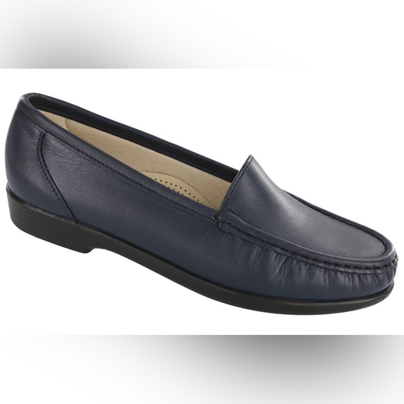 SAS Simplify Slip-On Loafer in Navy Size 11.5 Wide - Picture 3 of 14